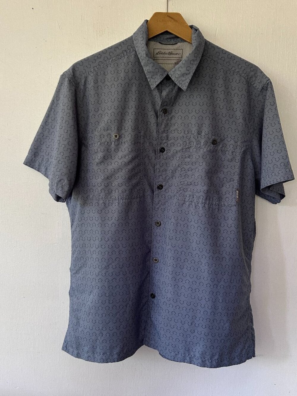 Eddie Bauer Camp Shirt Mens Medium Blue Collared Quick Dry Granola Gorpcore